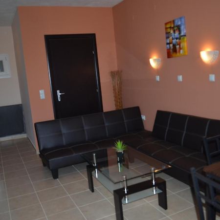 Thassos Grand Villas Apartments & Studios Limenaria  Bilik gambar