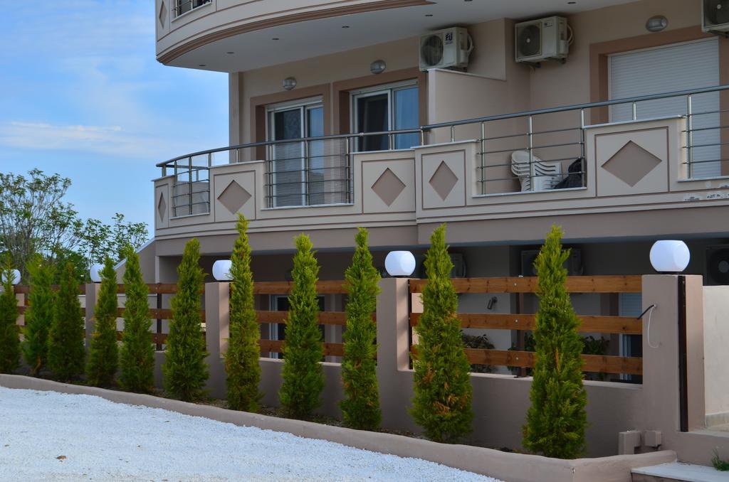Thassos Grand Villas Apartments & Studios Limenaria  Luaran gambar