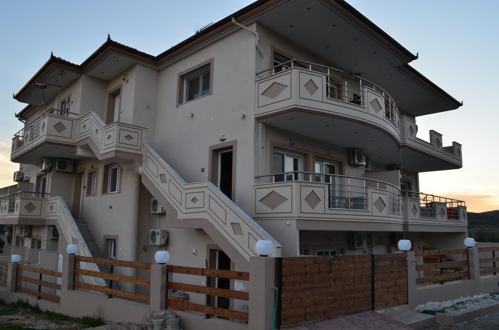 Thassos Grand Villas Apartments & Studios Limenaria  Luaran gambar