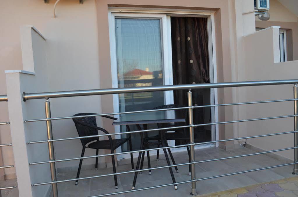 Thassos Grand Villas Apartments & Studios Limenaria  Luaran gambar
